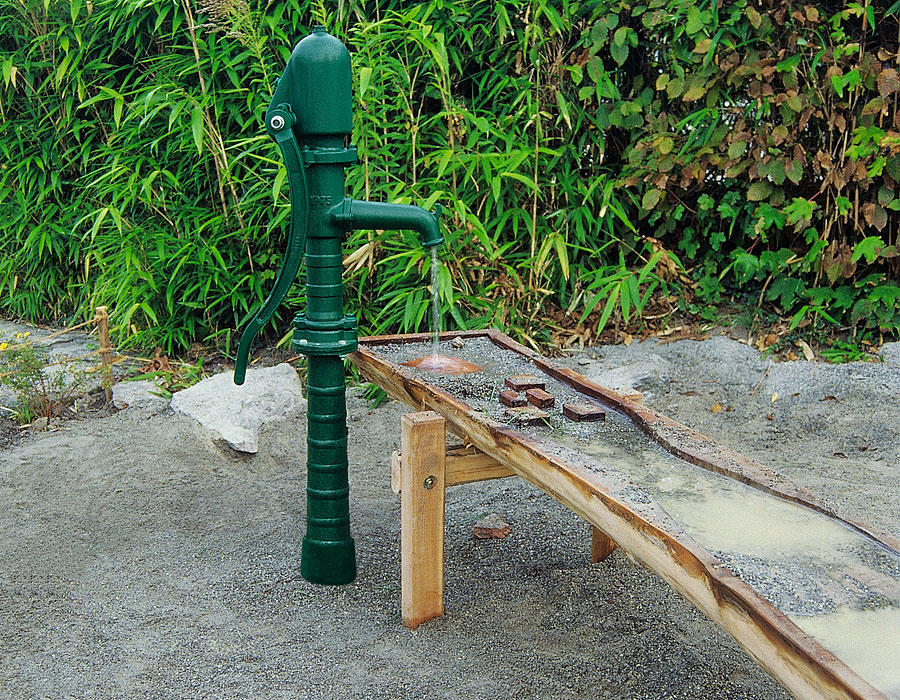 Schwengelpumpe Standard Ansicht 3