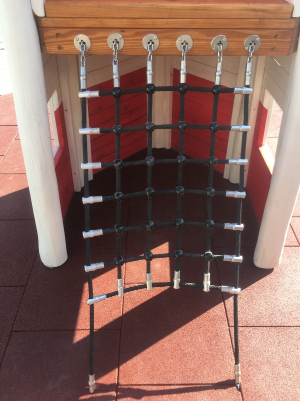 Leuchtturm Spielturm Ansicht 6