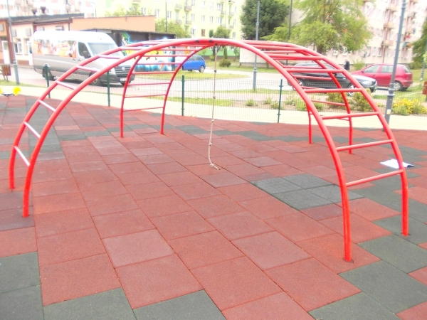 Krabbe II Klettergerüst Ansicht 3