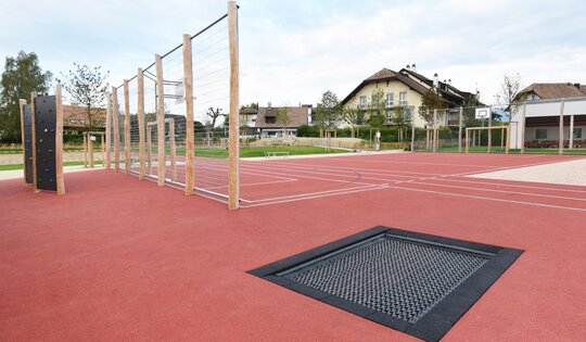 Trampolin L - bodengleich Ansicht 3