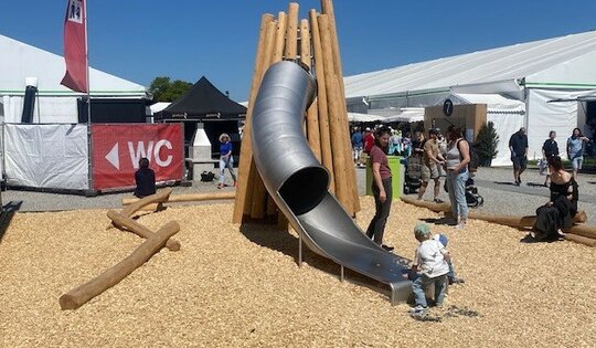 Vulkanturm mit Inoxrutsche, mobil-frei aufstellbar - Ausstellungsmodell NEU