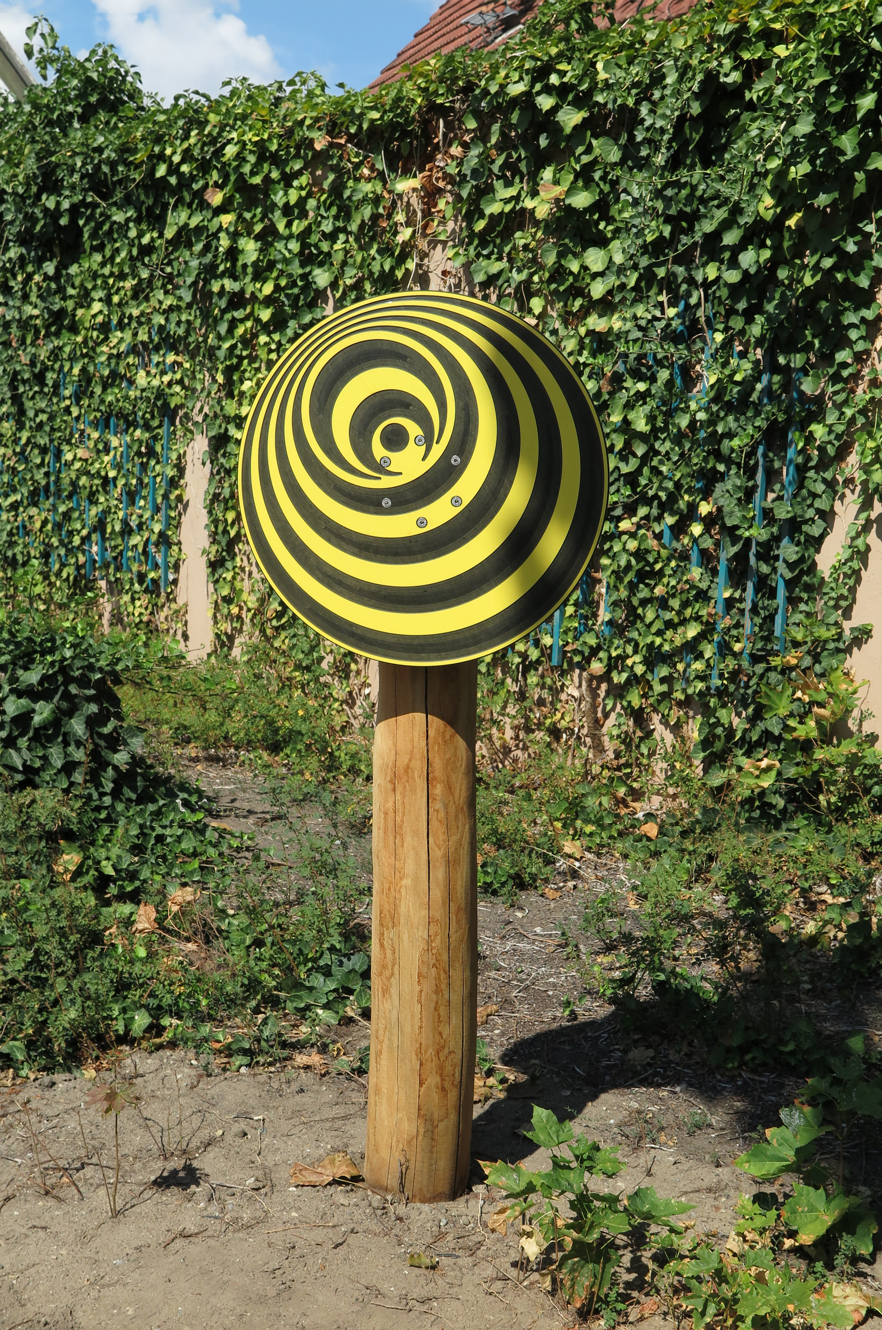 Drehspiel HPL Ø60cm, Kegel, mit 1 Pfosten Ansicht 2