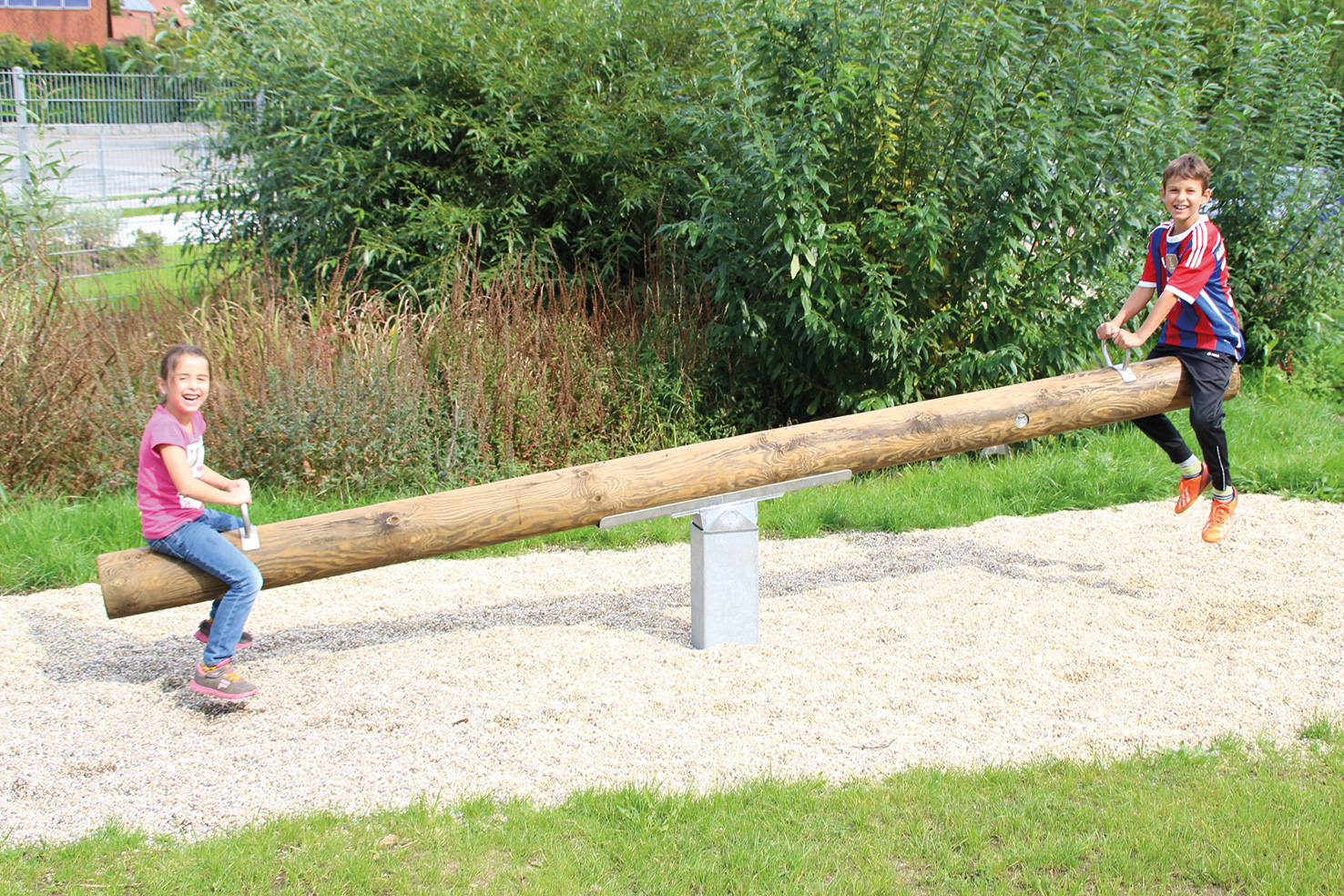 Wippe 225-2, 2-sitzig Ansicht 3