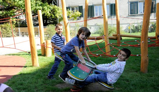 Kleeblatt - Edelstahl gelb, Bimbo Spielplatzgeräte (Hinnen AG)