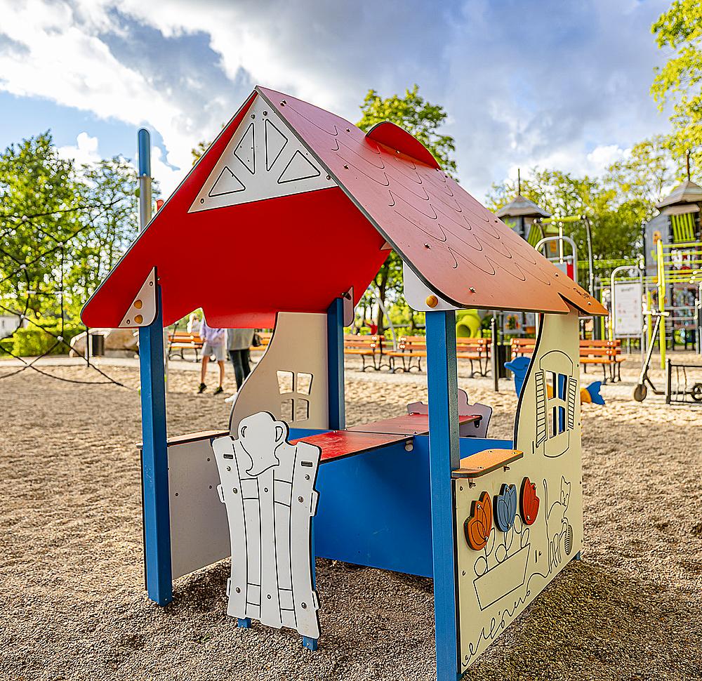 Mini Spielhaus Anthea Ansicht 6