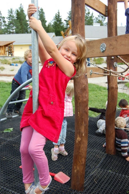 Sherwood Klettergerüst Ansicht 3