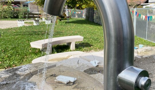 Wasserspender in Edelstahl Ansicht 3
