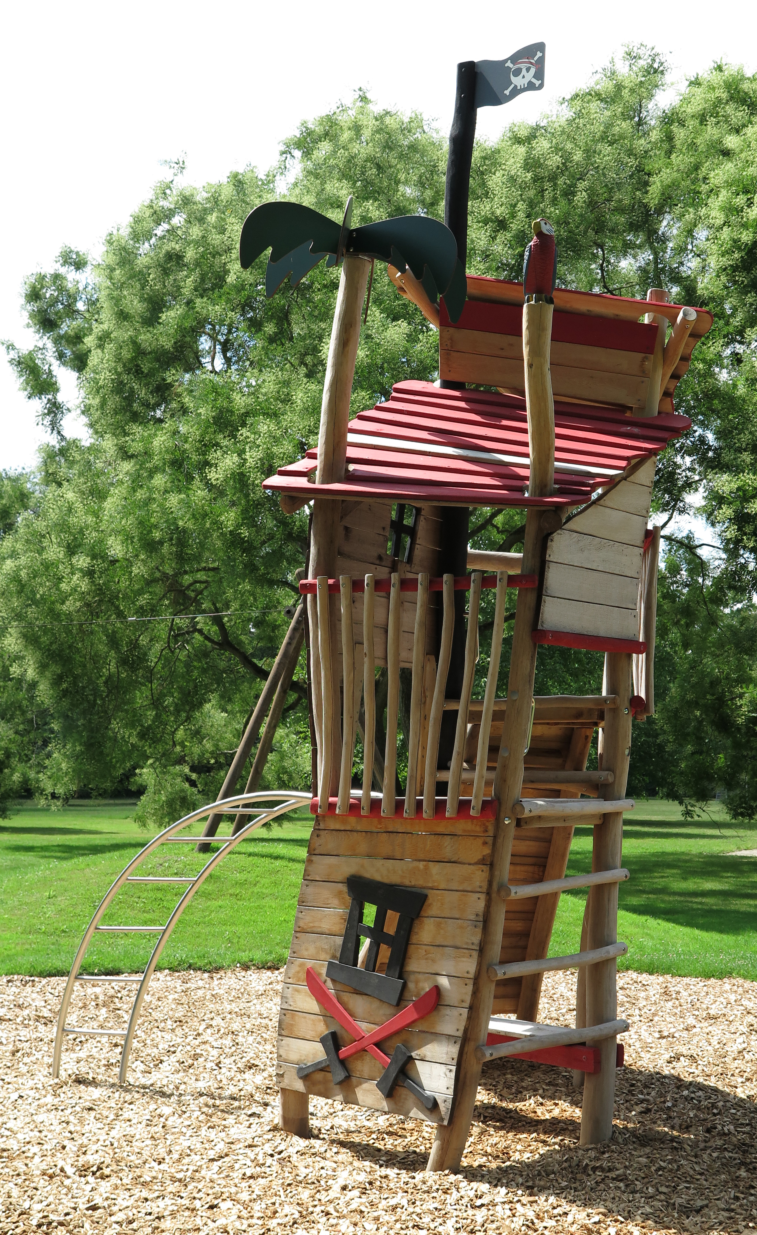 Abenteuerturm Pirat Ansicht 2