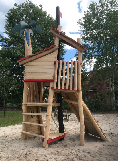 Abenteuerturm Pirat Ansicht 5