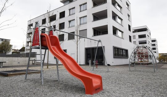 2er Metall Schaukelkombi, Bimbo Spielplatzgeräte (Hinnen AG)