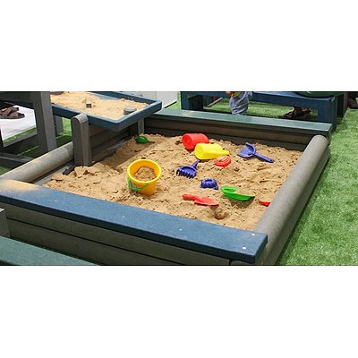 Hahn Kunststoffe Sandkasten „Dahna“ Ansicht 2